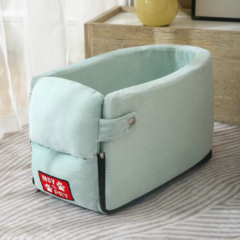 Travelpaws – Portable Car Seat & Carrier Bed for Dogs & Cats