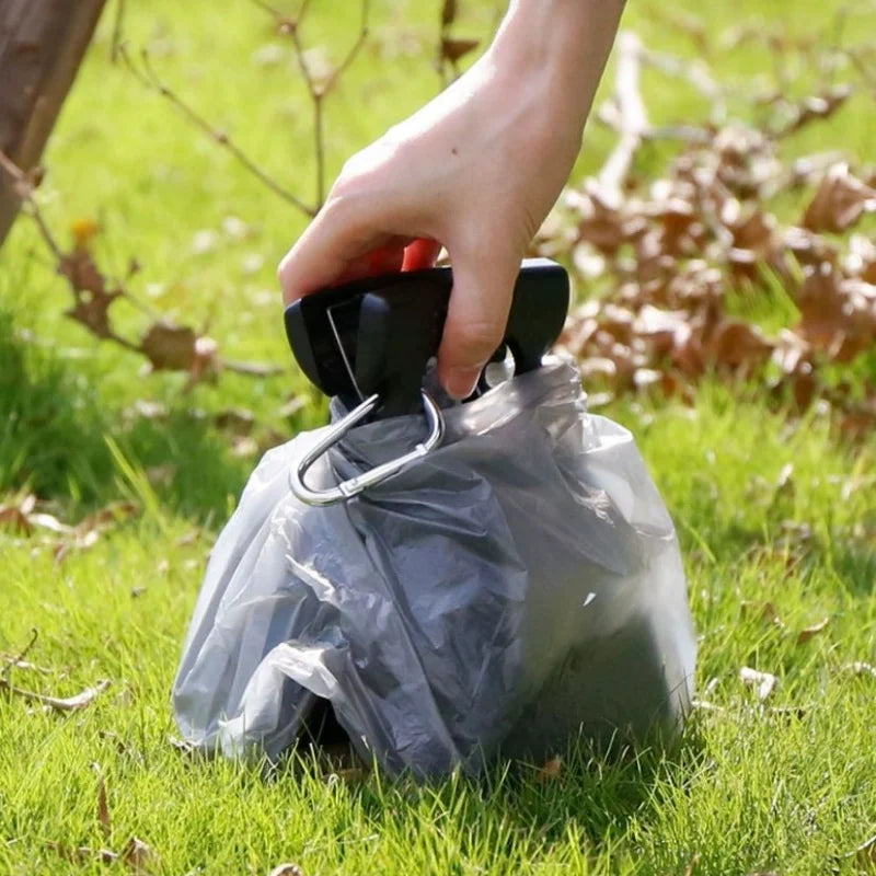 Poopease – Foldable Pooper Scooper for Dogs & Cats